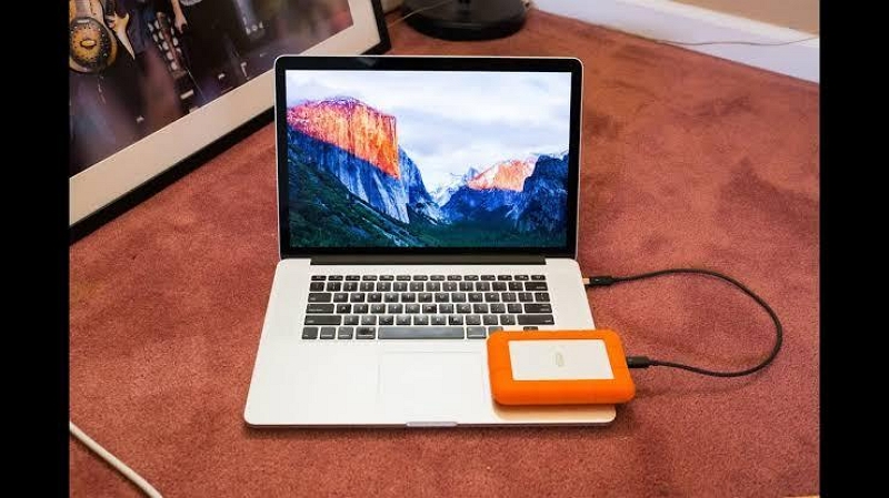 utilisant différents ports USB | Trouver le disque dur sur Mac